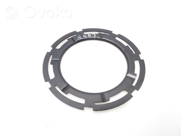 Volvo XC60 In tank fuel pump screw locking ring/nut 10411H