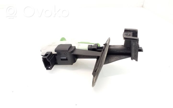 Volvo XC60 Serratura del tappo del serbatoio del carburante 86113136