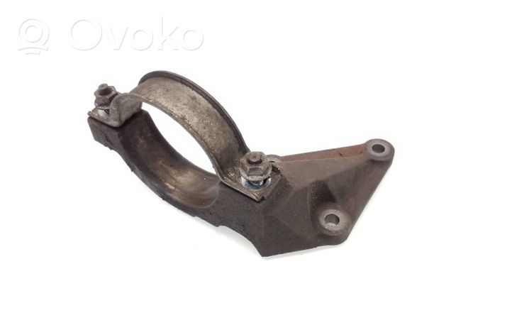 Ford Focus Driveshaft support bearing bracket BV613K305TA