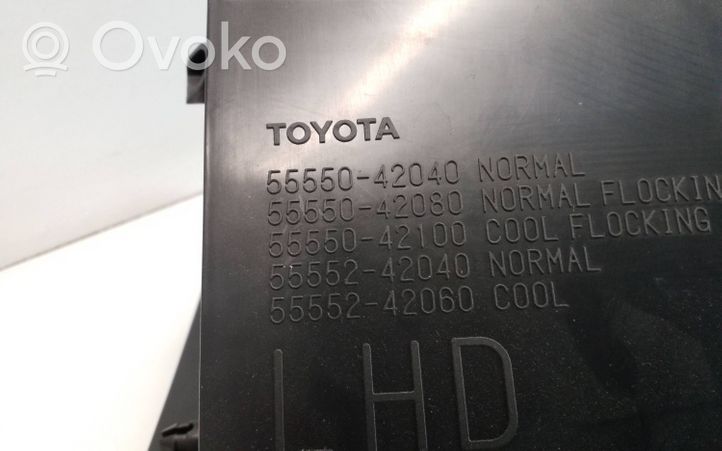 Toyota RAV 4 (XA30) Schowek deski rozdzielczej 5555042100