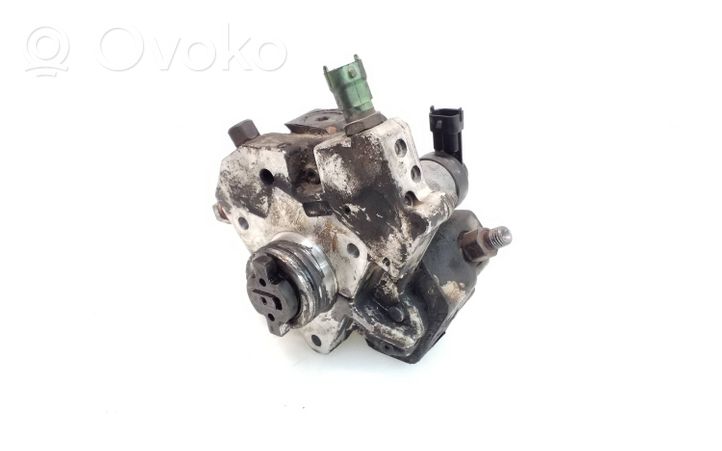 Volvo V50 Polttoaineen ruiskutuksen suurpainepumppu 8692521