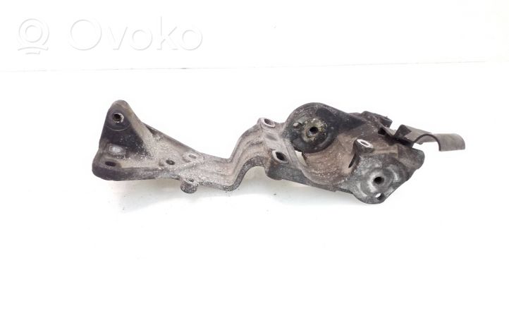 Volvo V50 Generator/alternator bracket 30750940