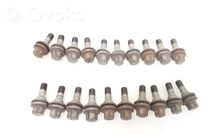 Peugeot 508 Nuts/bolts 