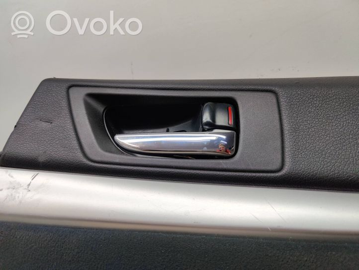 Subaru Outback Boczki / Poszycie drzwi tylnych S73508400