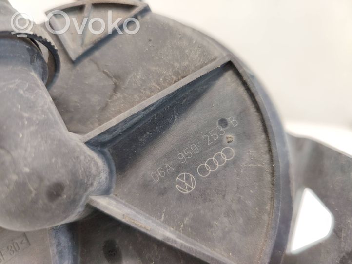 Audi Q7 4L Antrinis oro siurblys 7L0906279