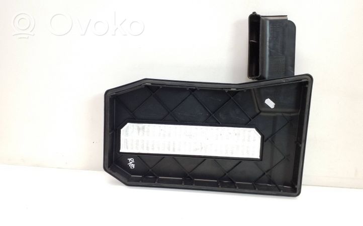 Audi Q7 4L Coperchio/tappo della scatola vassoio della batteria 7L0864643B