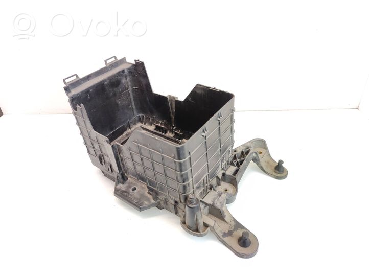 Volkswagen Caddy Vassoio scatola della batteria 1K0915333H