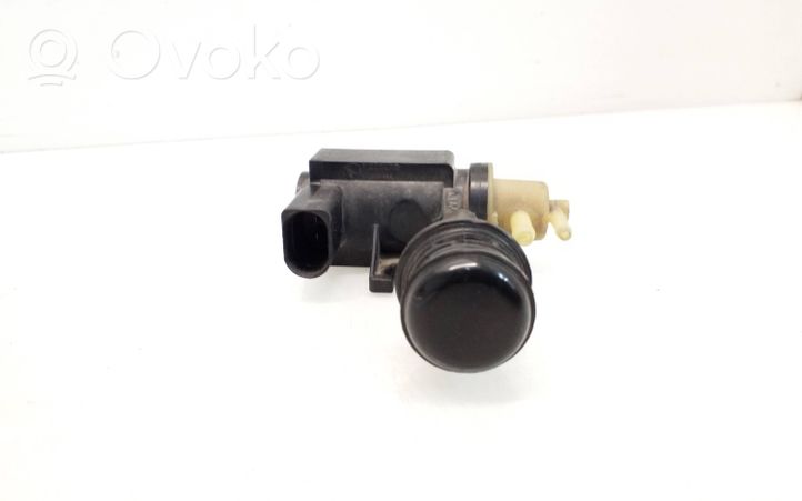 Volkswagen Transporter - Caravelle T5 Vacuum valve 1K0906627A