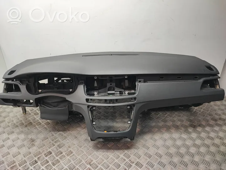 Peugeot 508 Tableau de bord 9688971380