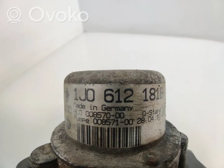 Skoda Octavia Mk2 (1Z) Pompa podciśnienia 1J0612181B