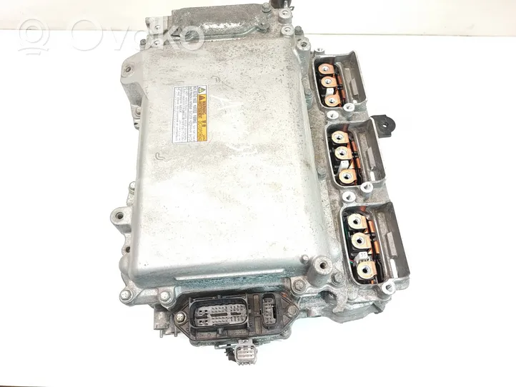 Toyota RAV 4 (XA40) Convertitore di tensione inverter G92A042030