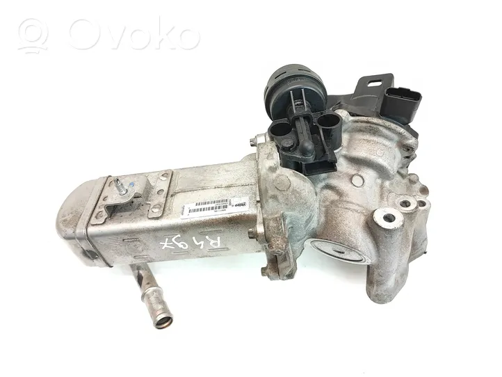 Ford Mondeo MK IV Refroidisseur de vanne EGR V29004027