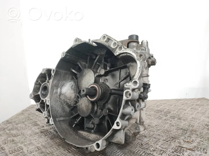 Volvo V60 Mechaninė 6 pavarų dėžė BG9R7002KA