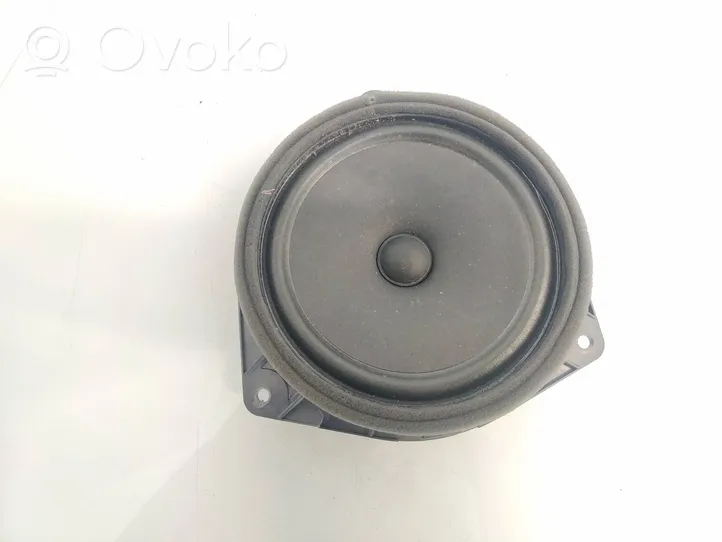 Toyota RAV 4 (XA30) Altavoz de la puerta delantera 8616022A10