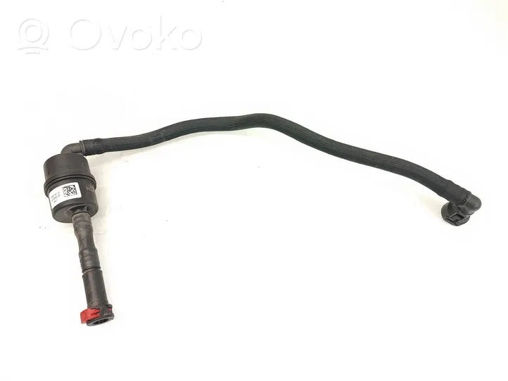 BMW 5 G30 G31 Tubo flessibile del liquido di raffreddamento del motore 8672525