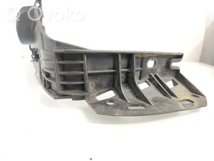 Volkswagen Transporter - Caravelle T5 Support de pare-chocs arrière 7H0807394C