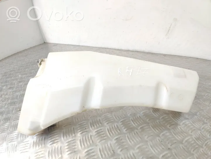 Isuzu D-Max Tuulilasinpesimen nestesäiliö 1227404