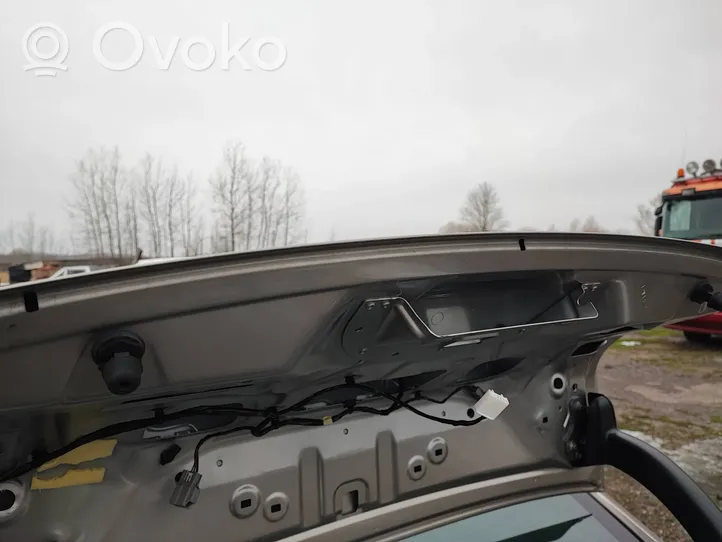 Volvo S60 Tylna klapa bagażnika 