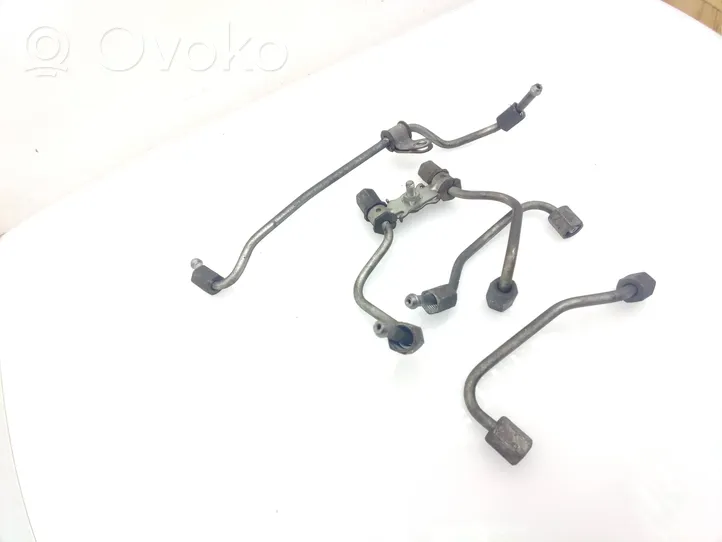 Honda CR-V Fuel injector supply line/pipe 