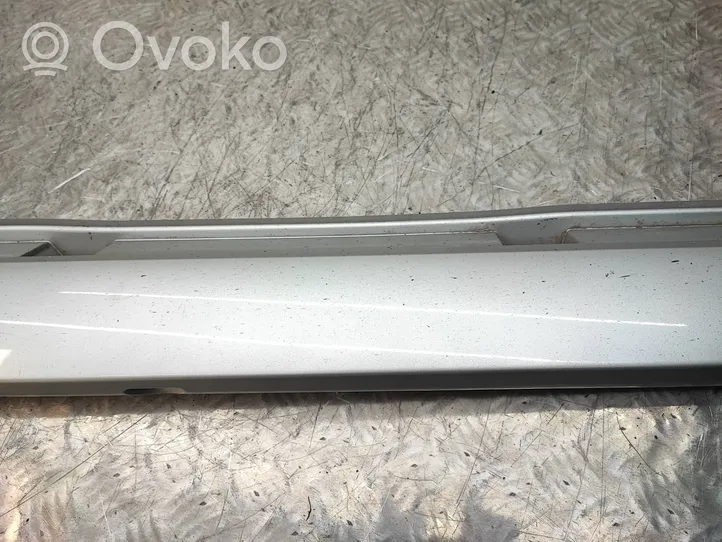 Volkswagen PASSAT B7 Sill 3AA853855