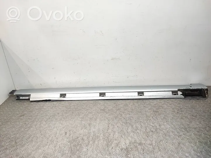 Volkswagen PASSAT B7 Sill 3AA853856