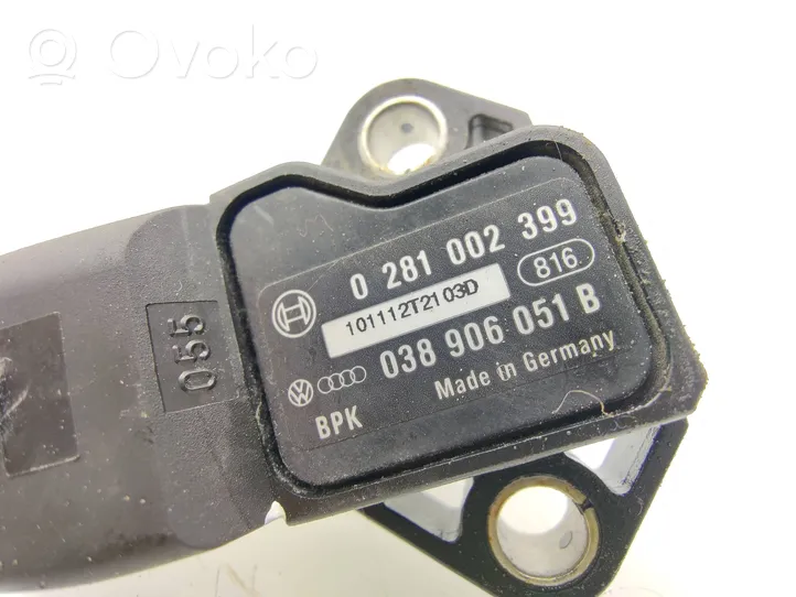 Volkswagen PASSAT B7 Air pressure sensor 038906051B