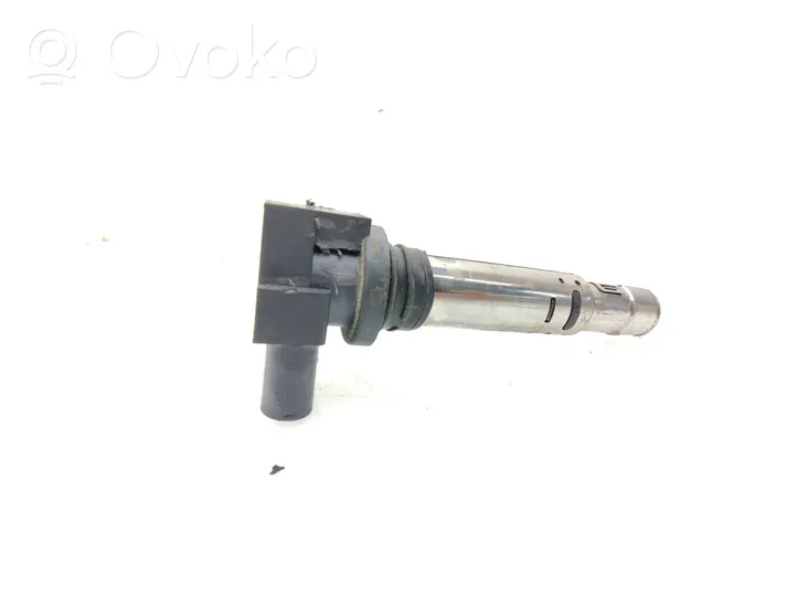 Volkswagen PASSAT B7 Bobine d'allumage haute tension 036905715