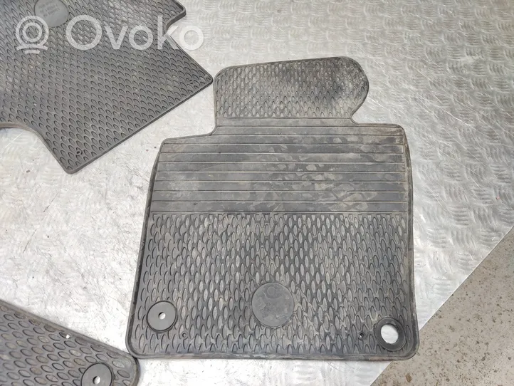 Volkswagen PASSAT B7 Kit tapis de sol auto 