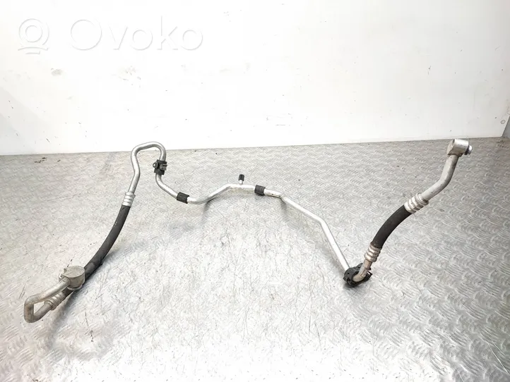 Volkswagen PASSAT B7 Air conditioning (A/C) pipe/hose 3C0820743BR