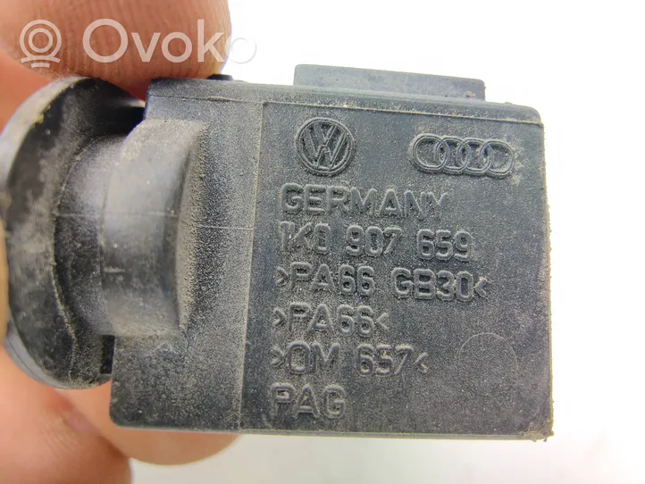 Volkswagen PASSAT B7 Ilmanlaadun anturi 1K0907659