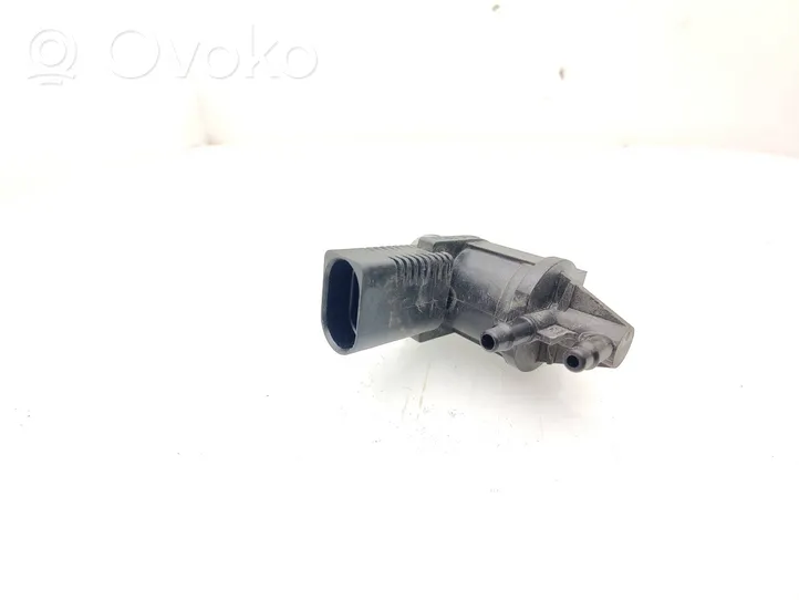 Volkswagen Transporter - Caravelle T5 Turbo solenoid valve 1K0906283A