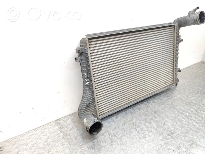 Volkswagen Caddy Chłodnica powietrza doładowującego / Intercooler 1K0145803H