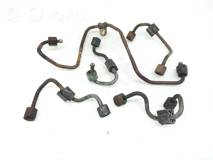 Volkswagen Transporter - Caravelle T5 Fuel injector supply line/pipe 