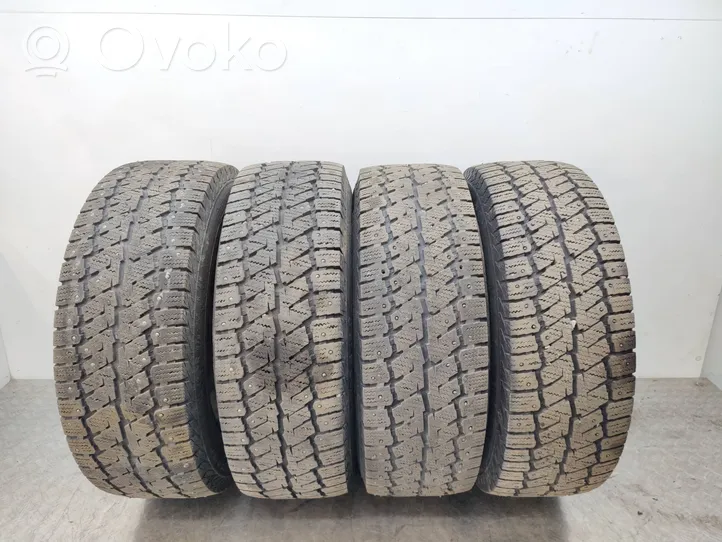 Volkswagen Transporter - Caravelle T5 R16 C winter/snow tires with studs 
