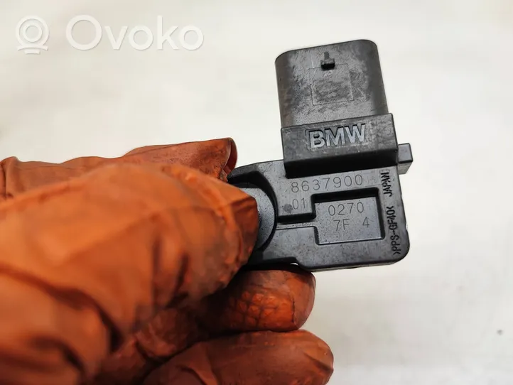 BMW 5 G30 G31 Air pressure sensor 8637900