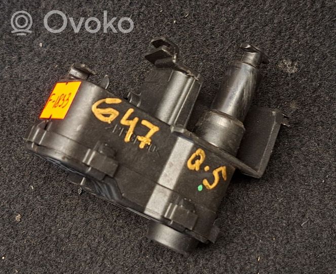 Audi Q5 SQ5 Moteur de verrouillage trappe à essence 8K0862153D