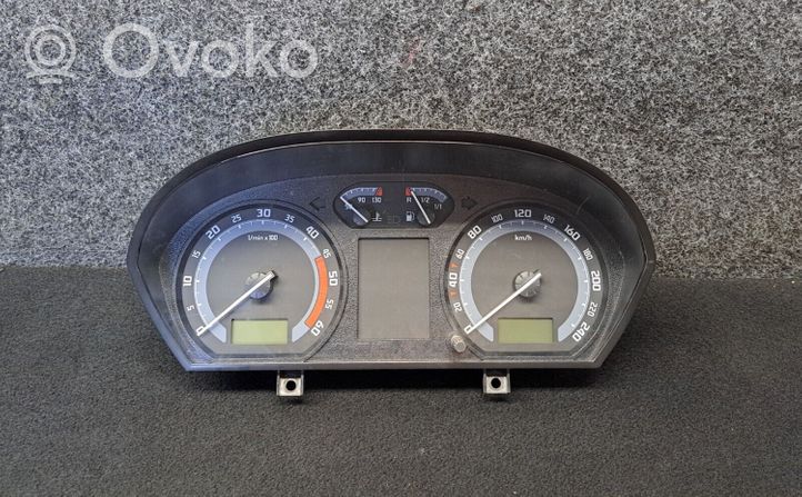 Skoda Fabia Mk1 (6Y) Compteur de vitesse tableau de bord 6Y0920873E