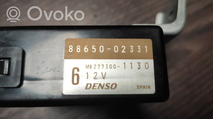 Toyota Corolla Verso E121 Antenos valdymo blokas 8865002331