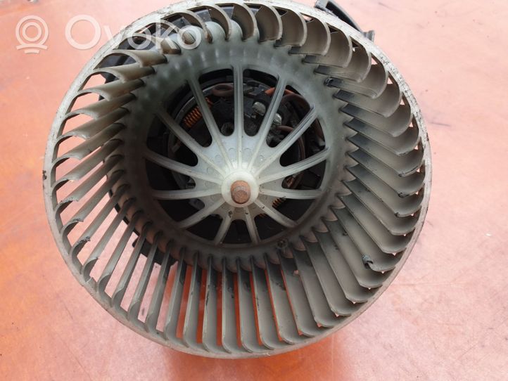 Volkswagen Crafter Ventola riscaldamento/ventilatore abitacolo 2E0819987A