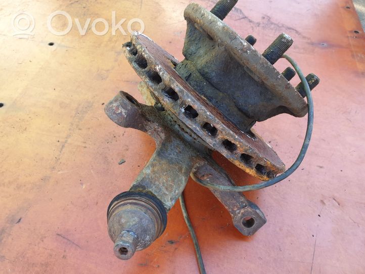 Iveco Daily 4th gen Mozzo ruota anteriore 504164802