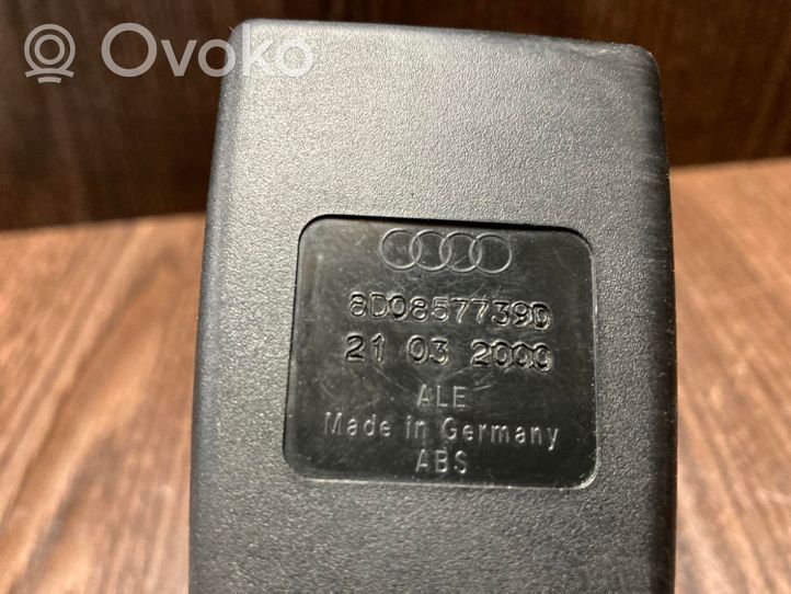 Audi A4 S4 B5 8D Klamra tylnego pasa bezpieczeństwa 8D0857739D