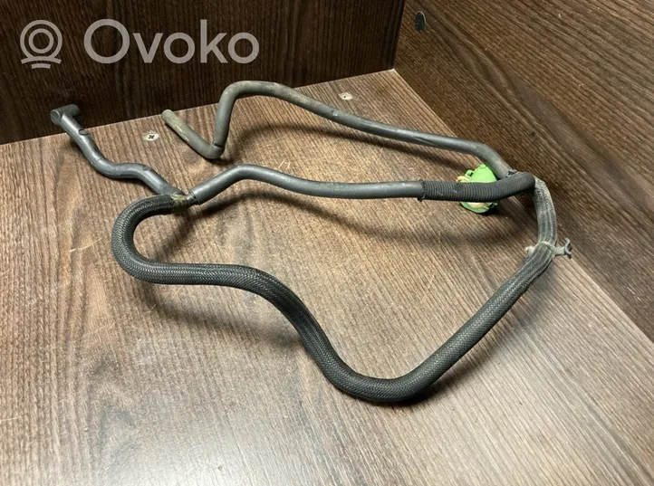 Opel Movano B Fuel line pipe 8200932488