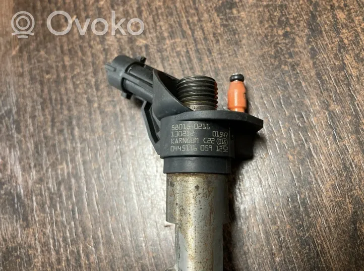 Iveco Daily 5th gen Injecteur de carburant 5801540211