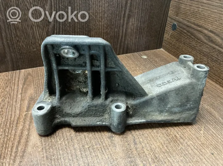 Iveco Daily 3rd gen Supporto di montaggio del motore 504050580