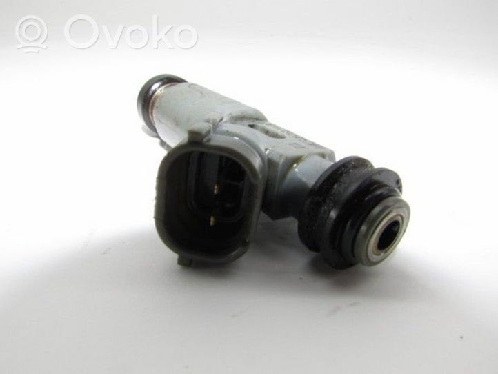 Mazda 323 F Fuel injector 