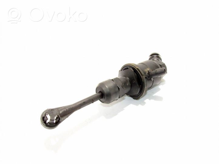 Renault Twingo II Clutch slave cylinder 