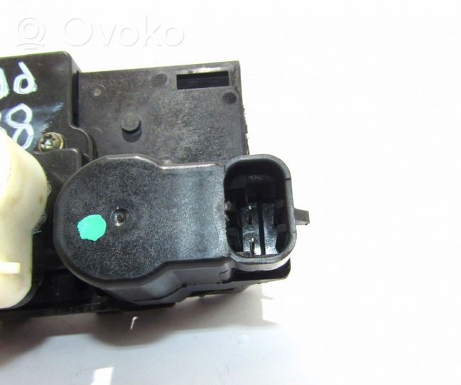 Opel Frontera B Front door lock 