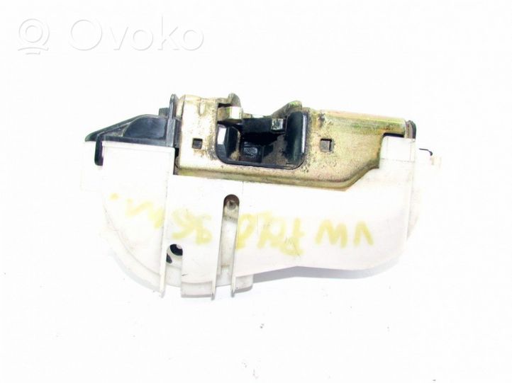 Volkswagen Polo I 86 Front door lock 