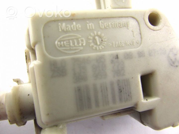 Volkswagen Bora Fuel tank cap lock motor 