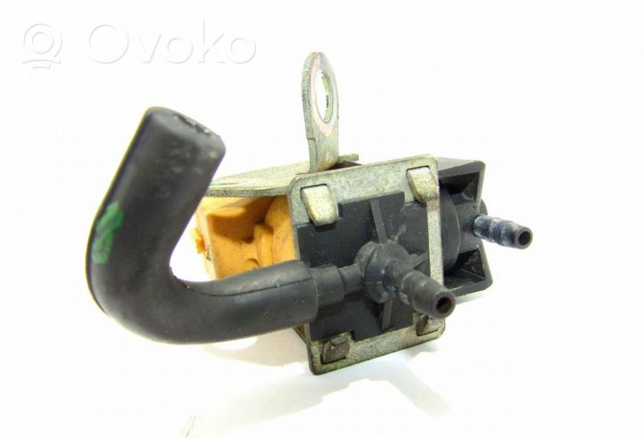 Mercedes-Benz E W211 Vacuum valve 